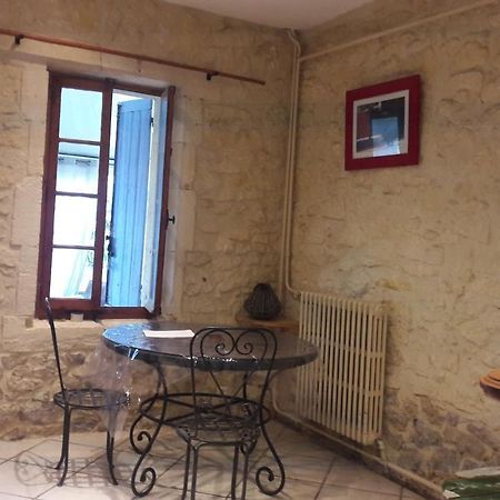 Joli Maison En Pierre Villa Arles Exterior foto