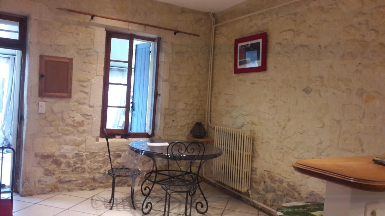 Joli Maison En Pierre Villa Arles Exterior foto